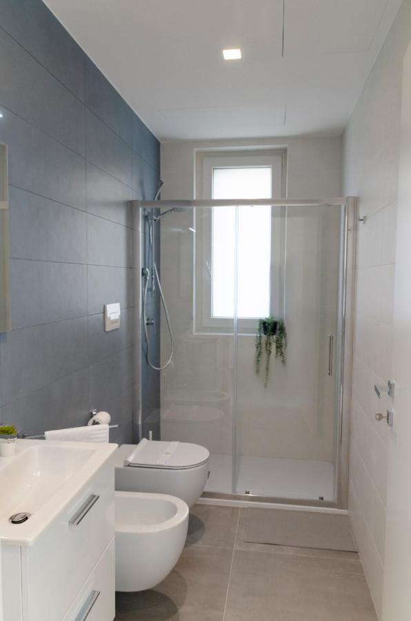 Apulialux - Exclusive And Modern City View, Private Parking Apartment Bari Exterior photo